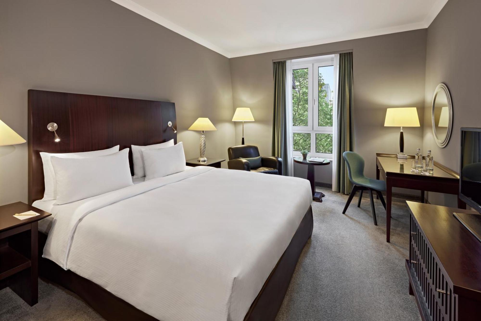Lindner Plaza 4* Keulen
